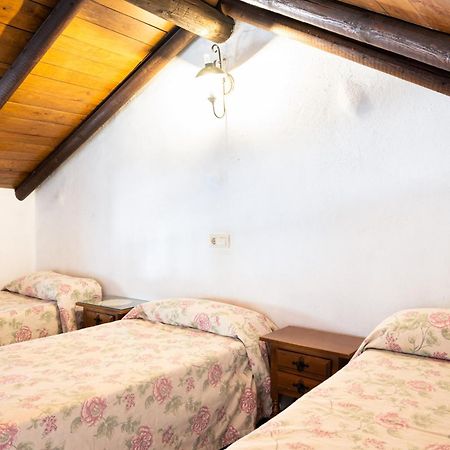 Bungalows Camping Jimmy Jones Villaviciosa de Córdoba Eksteriør billede