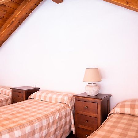 Bungalows Camping Jimmy Jones Villaviciosa de Córdoba Eksteriør billede