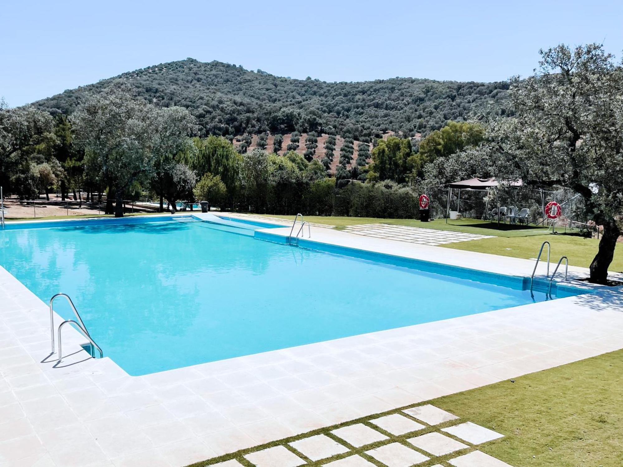 Bungalows Camping Jimmy Jones Villaviciosa de Córdoba Eksteriør billede